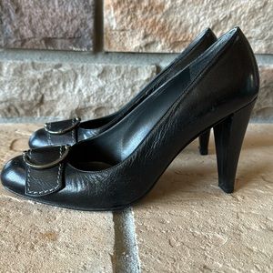 Stuart Weitzman black leather pump 7,5 M